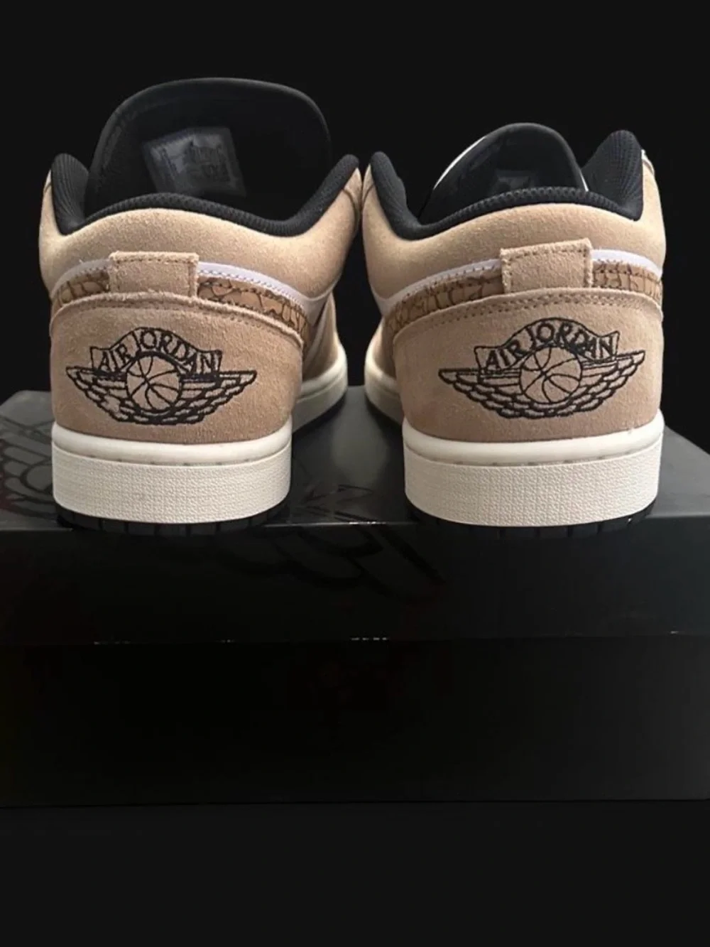 MENS AIR JORDAN 1 LOW SE BROWN ELEPHANT SIZE 10 (WOMENS SIZE 11.5) NWT DEADSTOCK